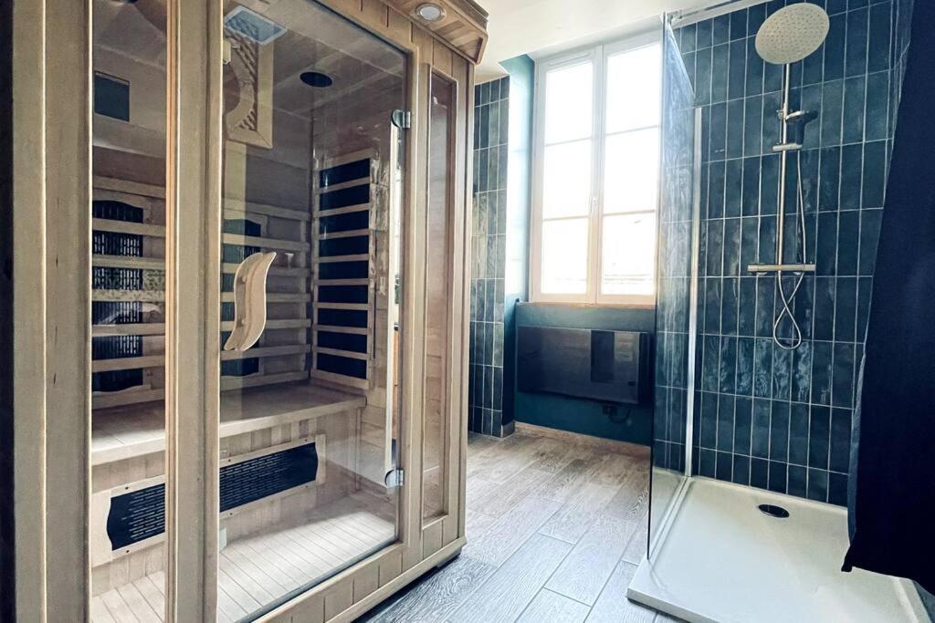 Love Room L' Orientale / Jacuzzi / Sauna Chateau-Landon Dış mekan fotoğraf